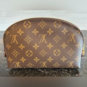 Louis Vuitton Monogram Cosmetic Pouch GM (M47353)